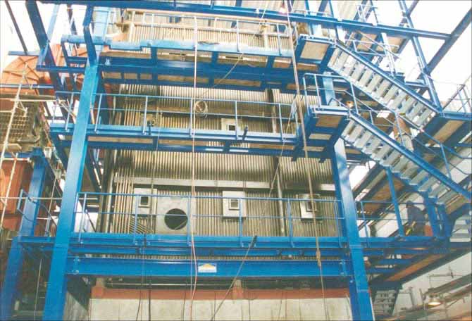 Combined cycle gas turbine station Hoya, radiation-type steam generator